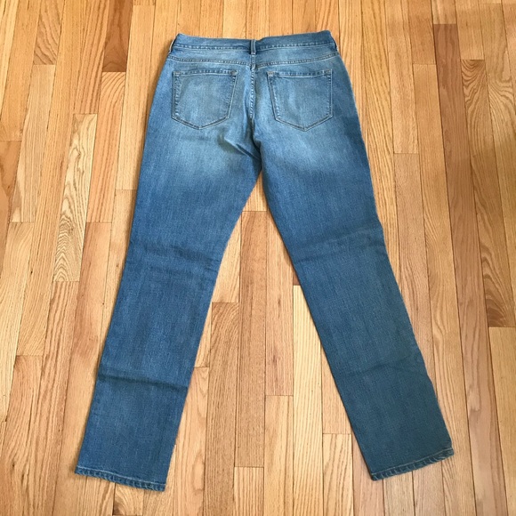 Sz 6 | Old Navy | Mid-Rise | Straight Leg 🔥 - Picture 2 of 6
